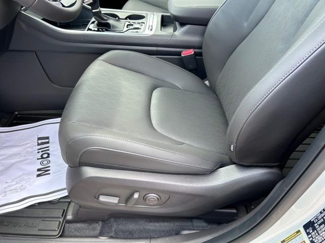 New 2026 Kia Carnival SX w/ SX Dark Edition Package FWD image 21