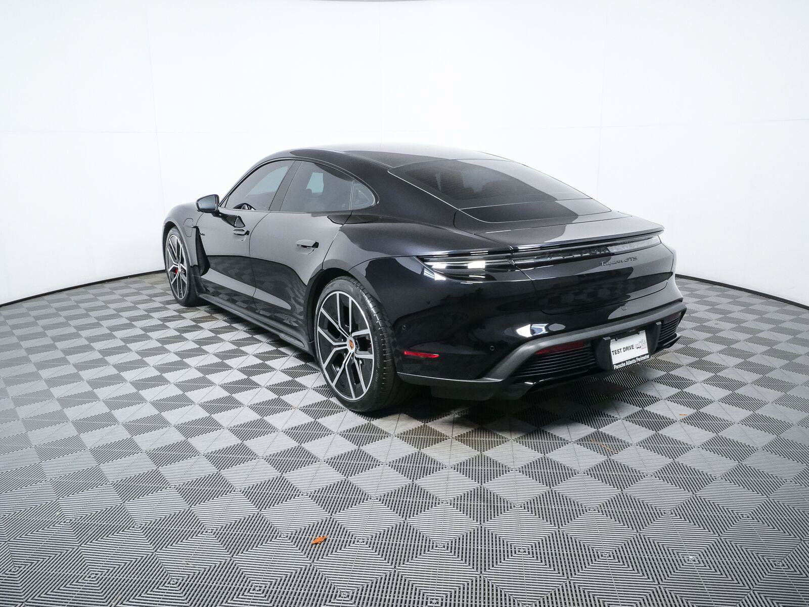 Certified 2025 Porsche Taycan GTS AWD/4WD image 3