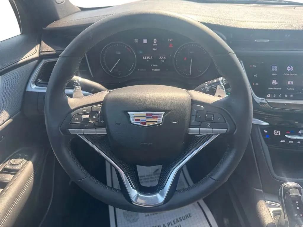 Used 2025 Cadillac XT6 Sport w/ Technology Package AWD/4WD image 22