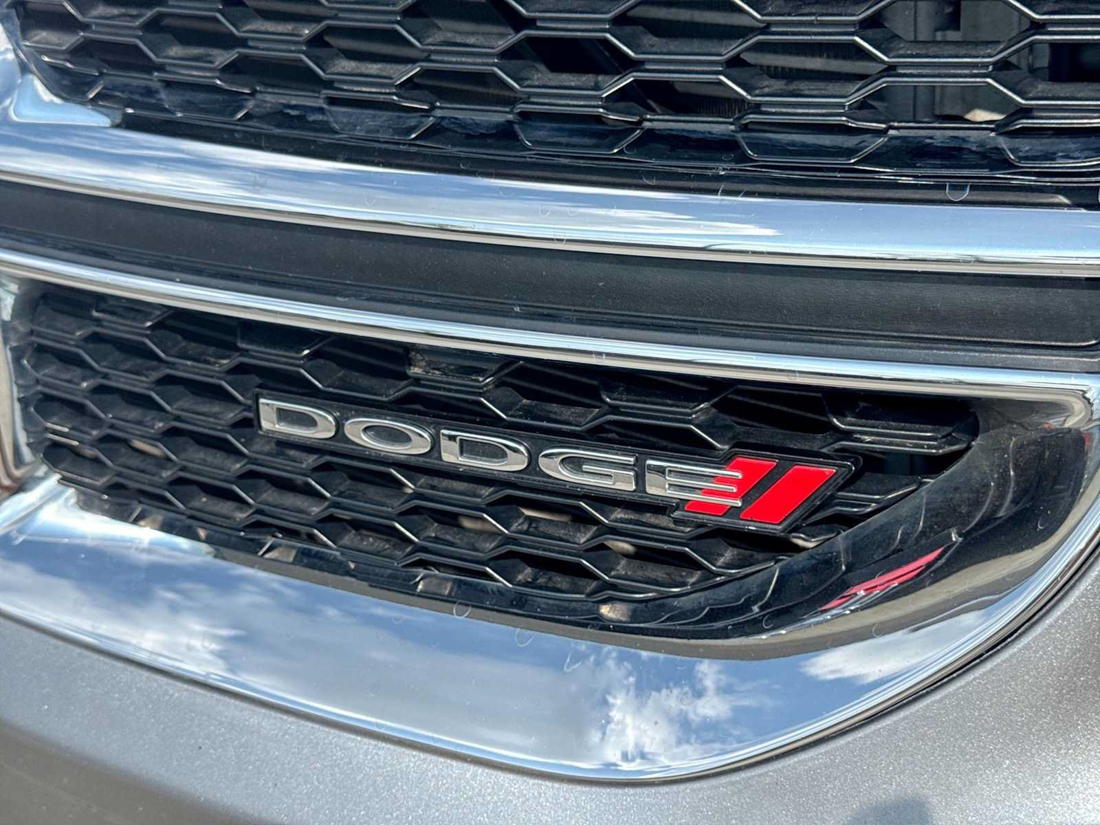 Used 2019 Dodge Grand Caravan SXT w/ Rear Park Assist Package FWD image 11