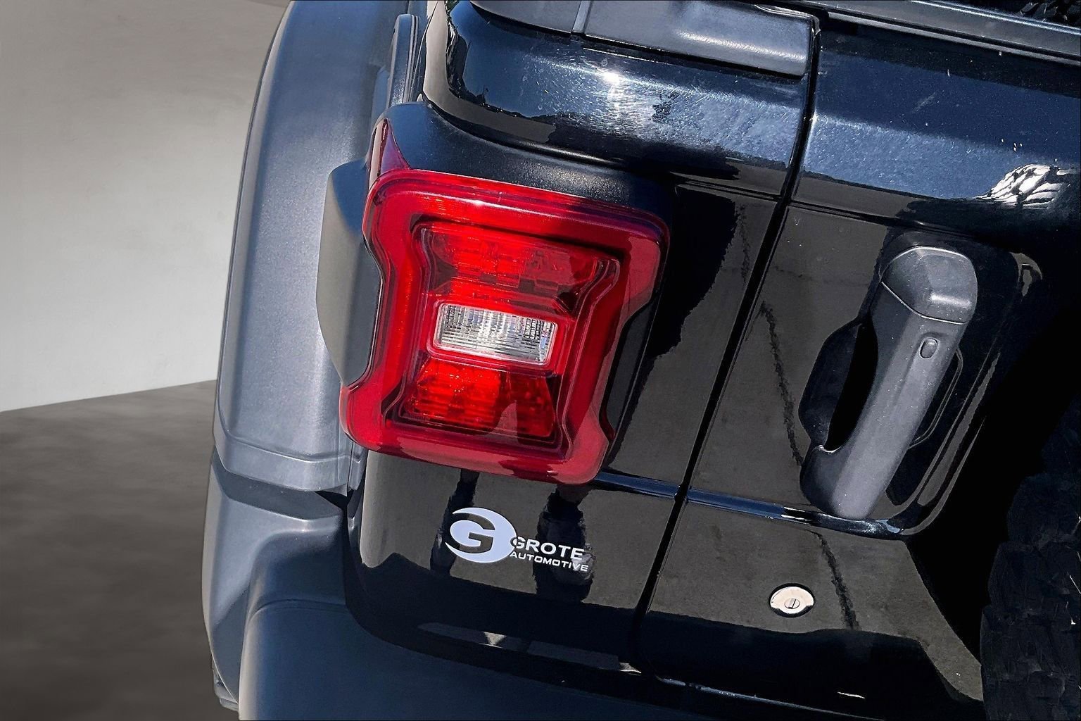 Used 2020 Jeep Wrangler Unlimited Rubicon AWD/4WD image 29