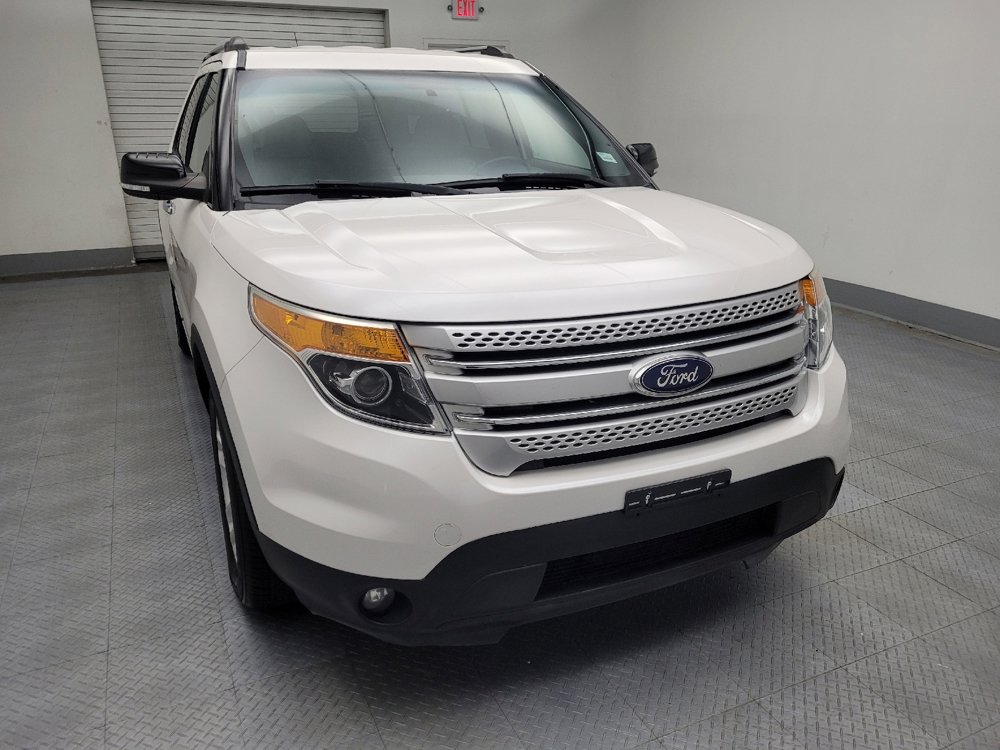 Used 2015 Ford Explorer XLT w/ Equipment Group 202A image 14