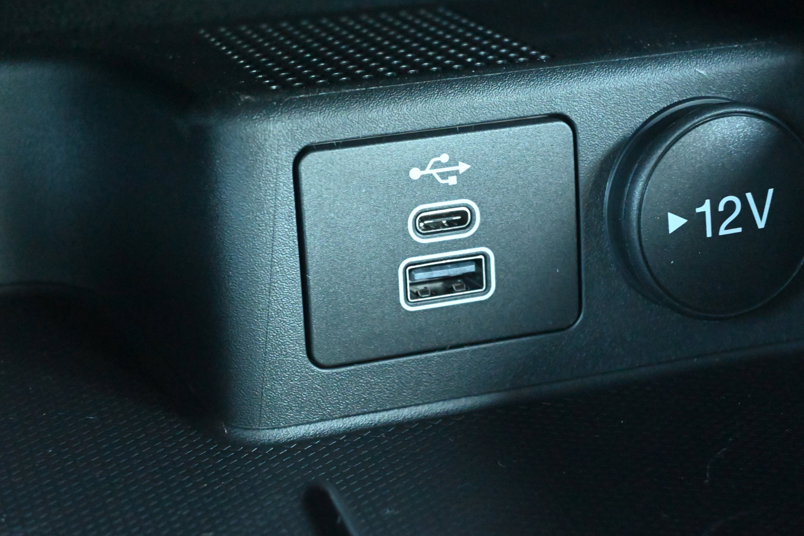 New 2026 Ford Escape ST-Line w/ Tech Pack #1 image 25