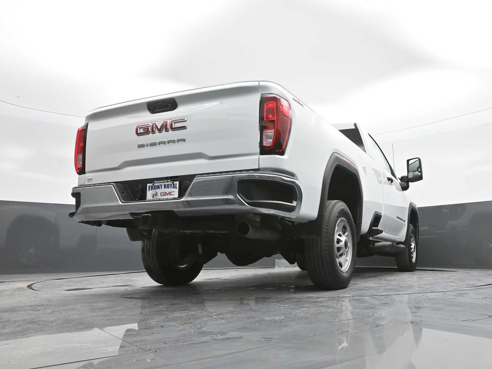 Used 2025 GMC Sierra 2500 Pro w/ Convenience Package image 39