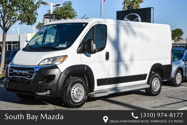Used 2025 RAM ProMaster 2500 w/ U-Haul Equipment Group FWD image 3