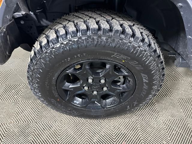 Used 2023 Jeep Wrangler Unlimited w/ Cold Weather Group AWD/4WD image 9