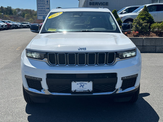 Used 2023 Jeep Grand Cherokee L Limited AWD/4WD image 36