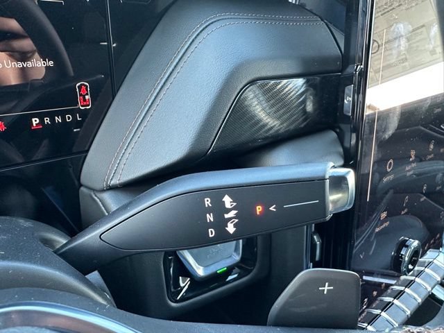 Used 2026 GMC Yukon AT4 w/ AT4 Premium Package AWD/4WD image 18