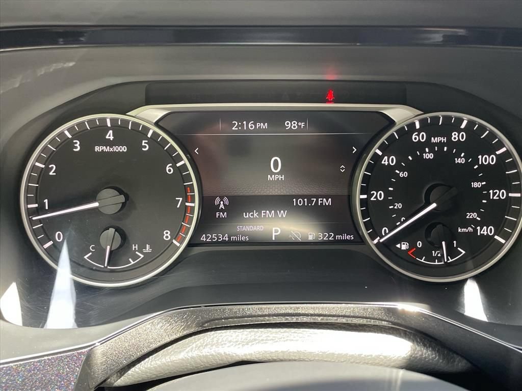 Used 2025 Nissan Pathfinder SV FWD image 17