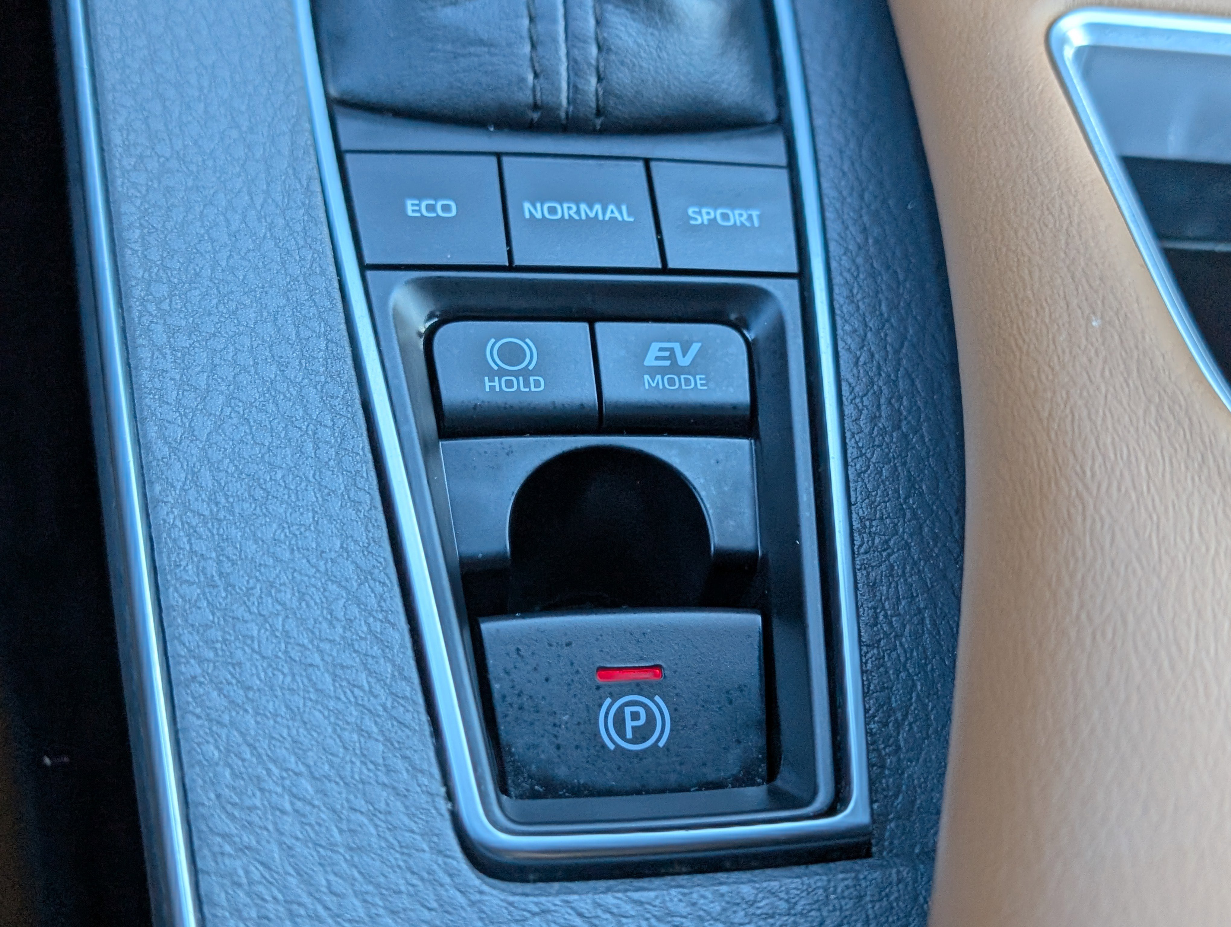 Used 2019 Toyota Avalon Limited w/ Advanced Safety Package image 26