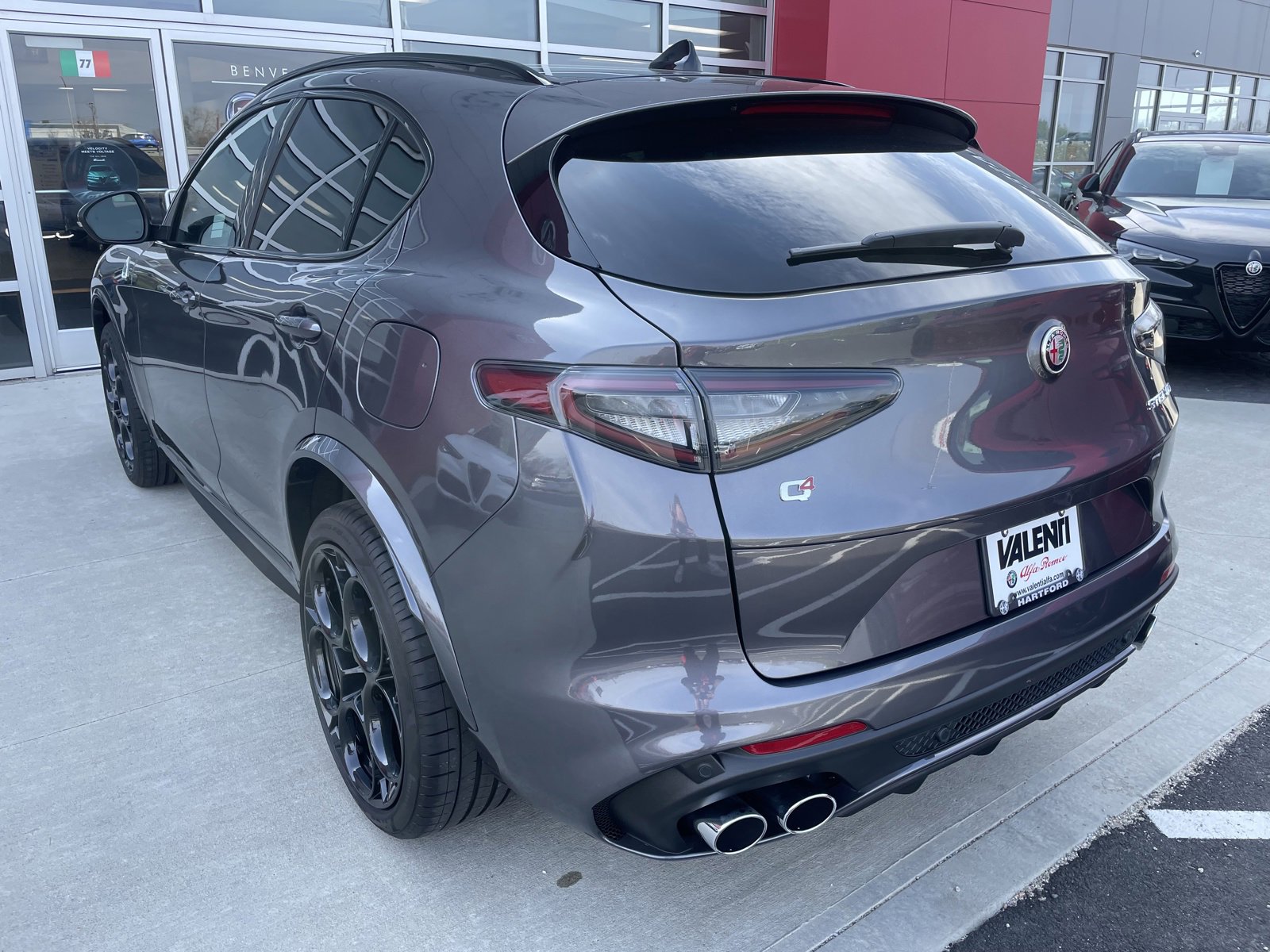 New 2024 Alfa Romeo Stelvio Quadrifoglio image 10