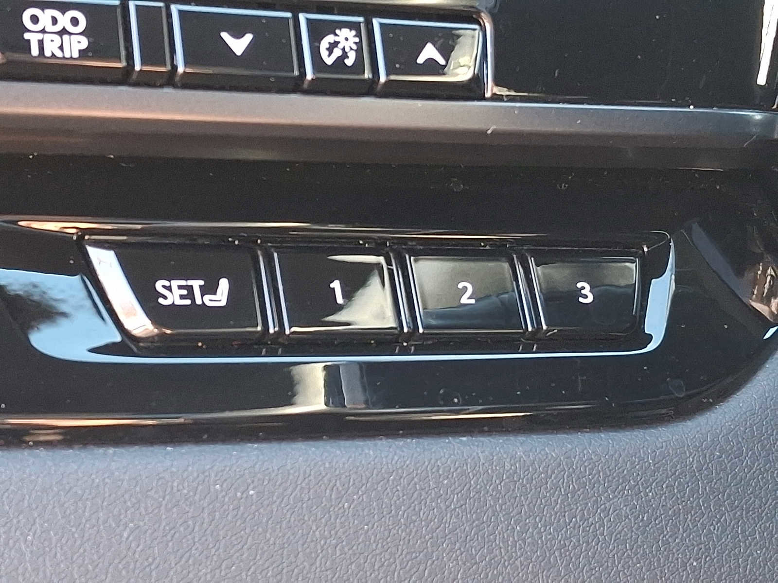 Used 2023 Lexus RX 350 Premium w/ Accessory Package (Z1) image 21