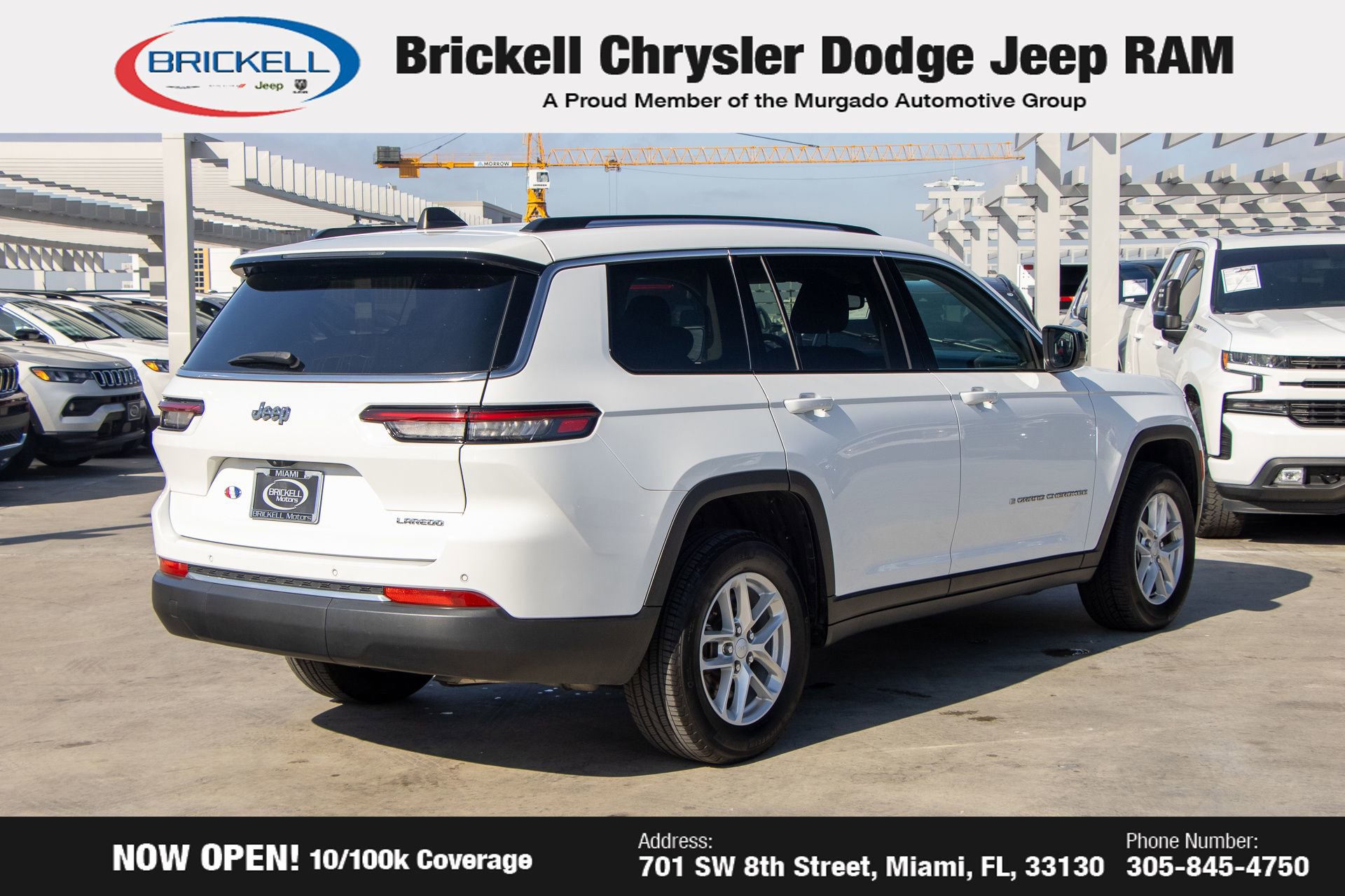 Used 2023 Jeep Grand Cherokee L Laredo image 5