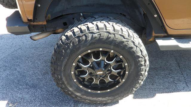 Used 2011 Jeep Wrangler Unlimited 70th Anniversary w/ Dual Top Group image 8