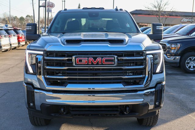New 2026 GMC Sierra 3500 SLE w/ SLE Convenience Package image 2
