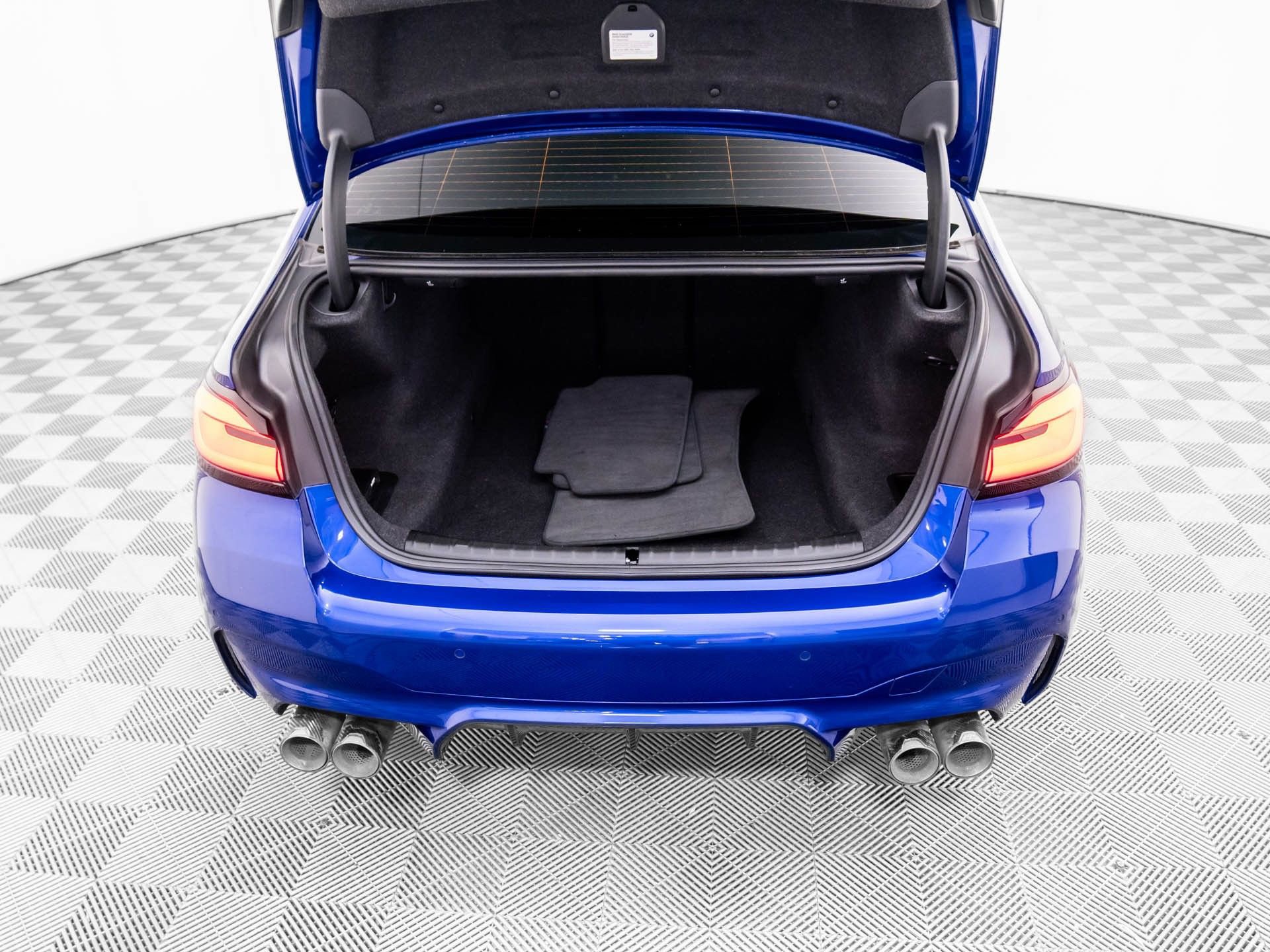 Used 2023 BMW M5 w/ Executive Package image 35