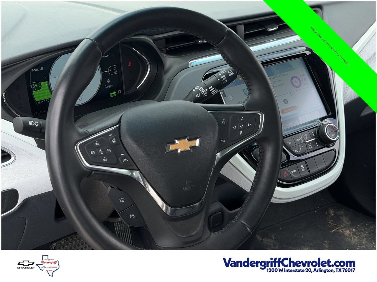 Used 2021 Chevrolet Bolt Premier w/ Infotainment Package FWD image 12