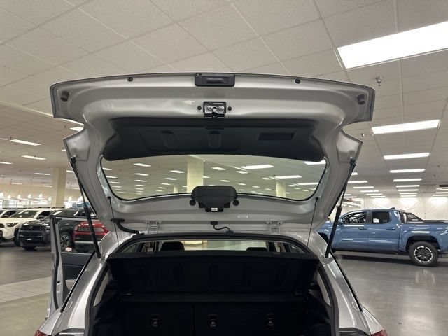 Used 2024 Hyundai Venue SEL FWD image 21