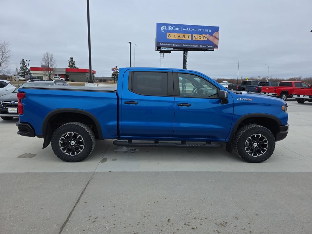 Used 2022 Chevrolet Silverado 1500 ZR2 w/ Technology Package AWD/4WD image 6