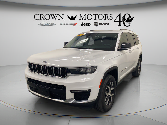 Used 2023 Jeep Grand Cherokee L Limited w/ Luxury Tech Group II AWD/4WD image 11