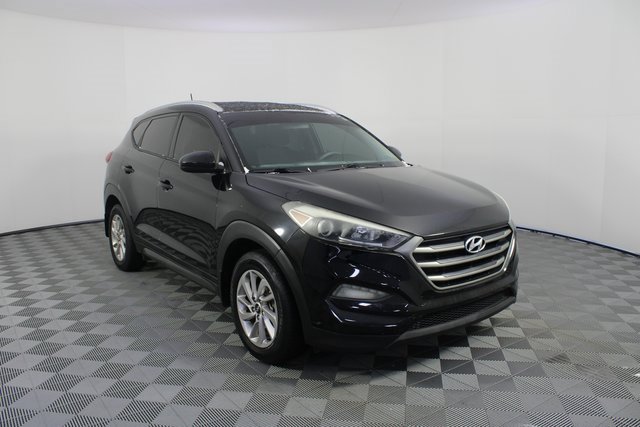 Used 2016 Hyundai Tucson SE w/ Option Group 02 image 24