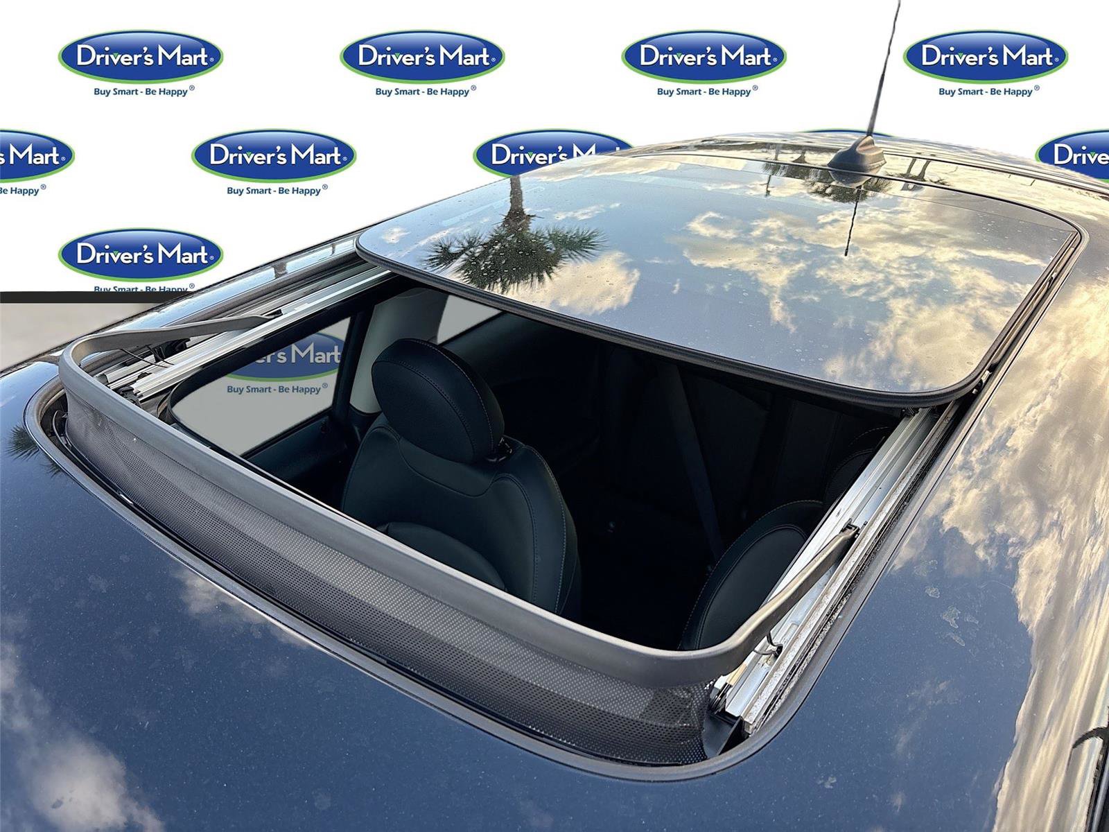 Used 2019 MINI Cooper S image 22