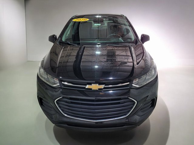 Used 2020 Chevrolet Trax LS w/ Tint and Cruise Package image 9