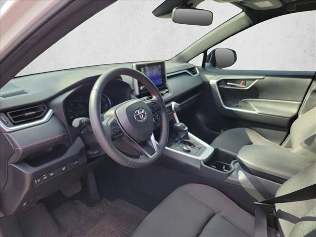 Used 2024 Toyota RAV4 SE w/ Weather & Moonroof Package AWD/4WD image 10
