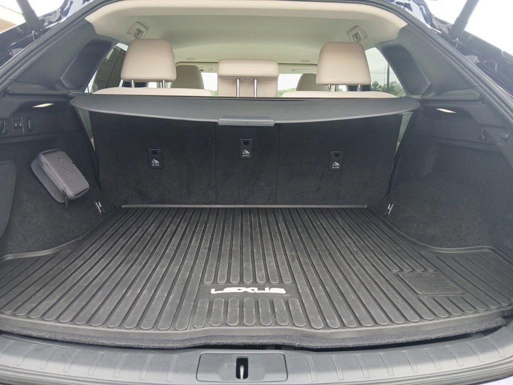 Used 2024 Lexus RX 350 FWD w/ Technology Package image 16