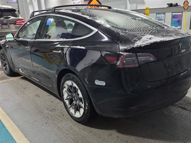 Used 2019 Tesla Model 3 Standard Range Plus image 8