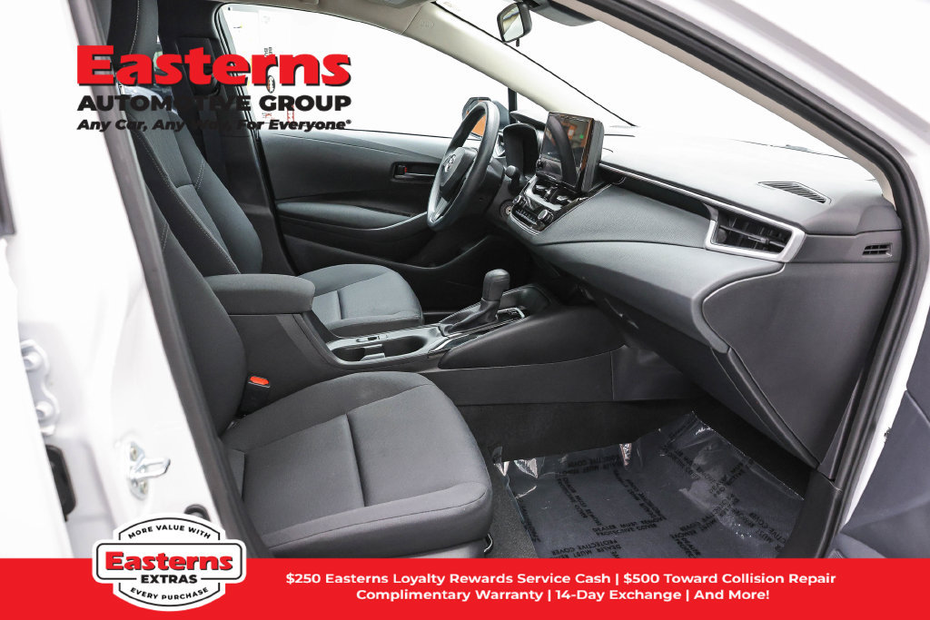 Used 2026 Toyota Corolla LE FWD image 24