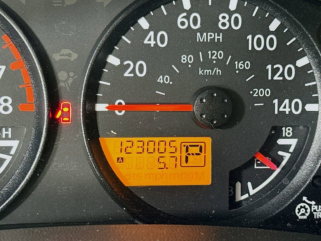 Used 2017 Nissan Frontier SV image 24