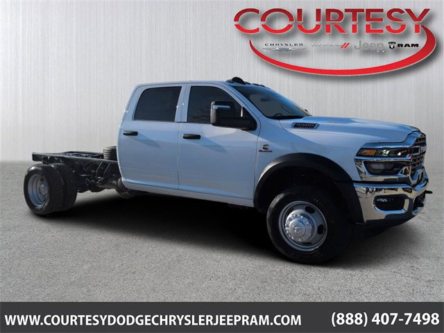 New 2026 RAM 5500 Tradesman w/ Chrome Appearance Group