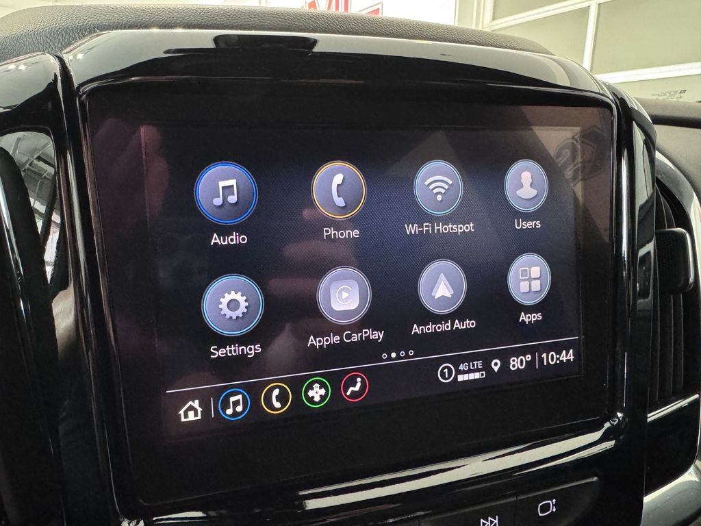 Certified 2023 Chevrolet Traverse LT w/ Rear Camera Mirror Package AWD/4WD image 19