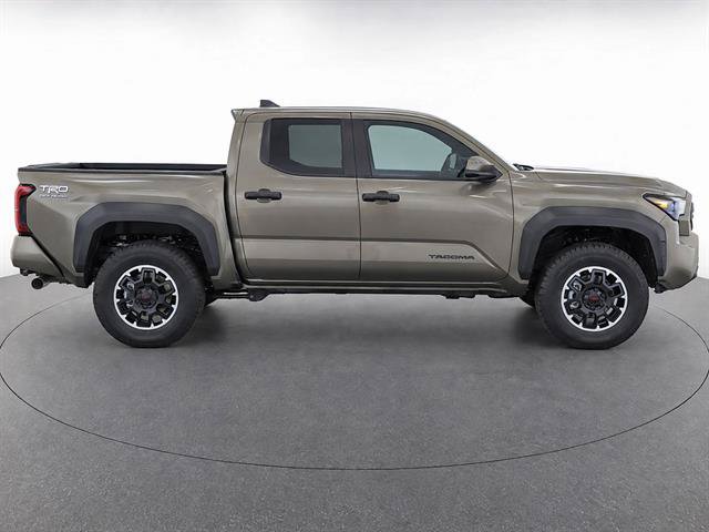New 2026 Toyota Tacoma TRD Off-Road w/ TRD Off Road Premium Package AWD/4WD image 4