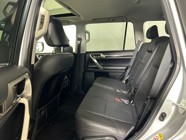 Used 2018 Lexus GX 460 w/ Navigation Package AWD/4WD image 24