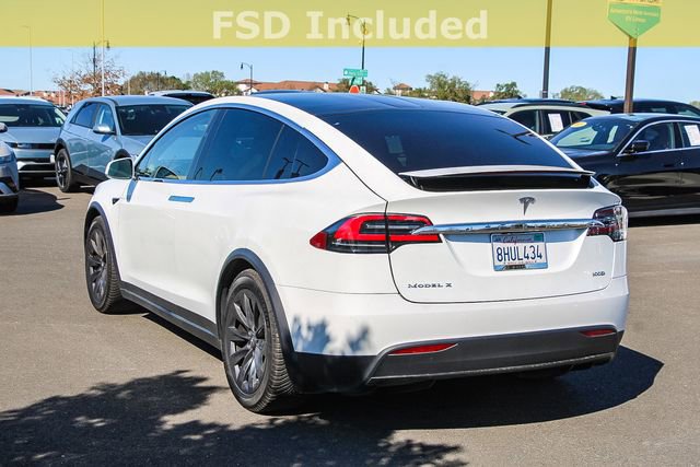 Used 2018 Tesla Model X 100D image 2