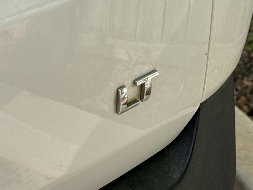 Used 2018 Chevrolet Traverse LT image 6