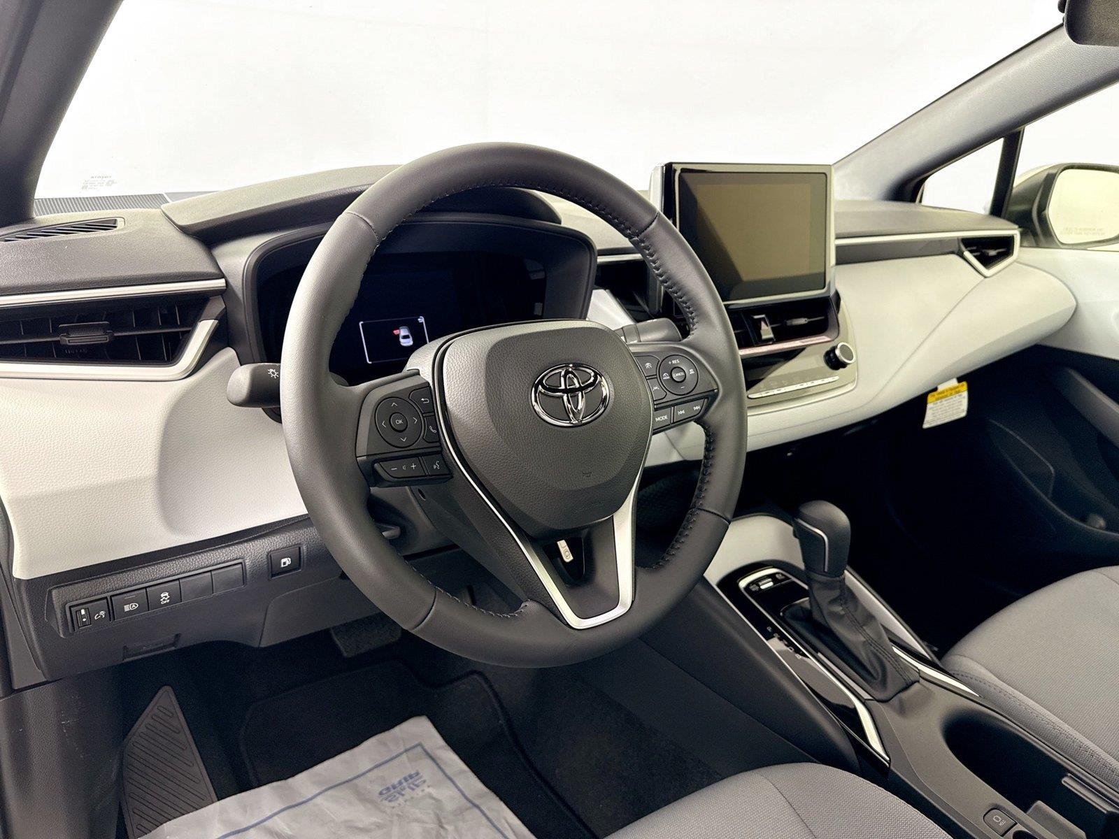 New 2026 Toyota Corolla SE FWD image 14