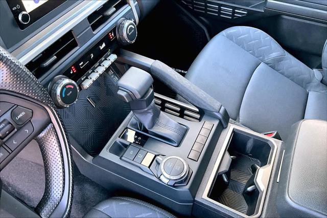Certified 2025 Toyota Tacoma SR5 AWD/4WD image 17