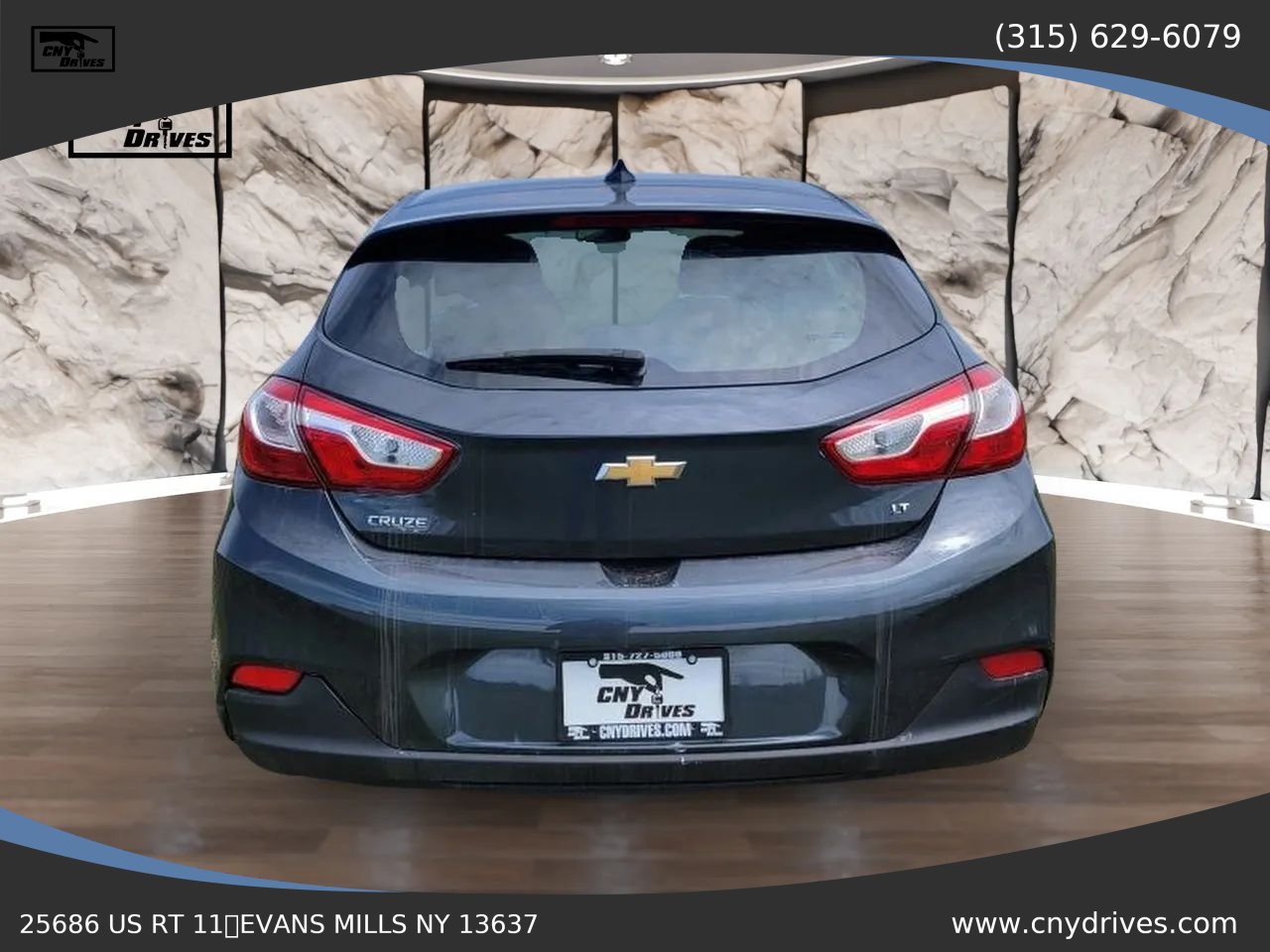 Used 2018 Chevrolet Cruze LT w/ Convenience Package FWD image 5