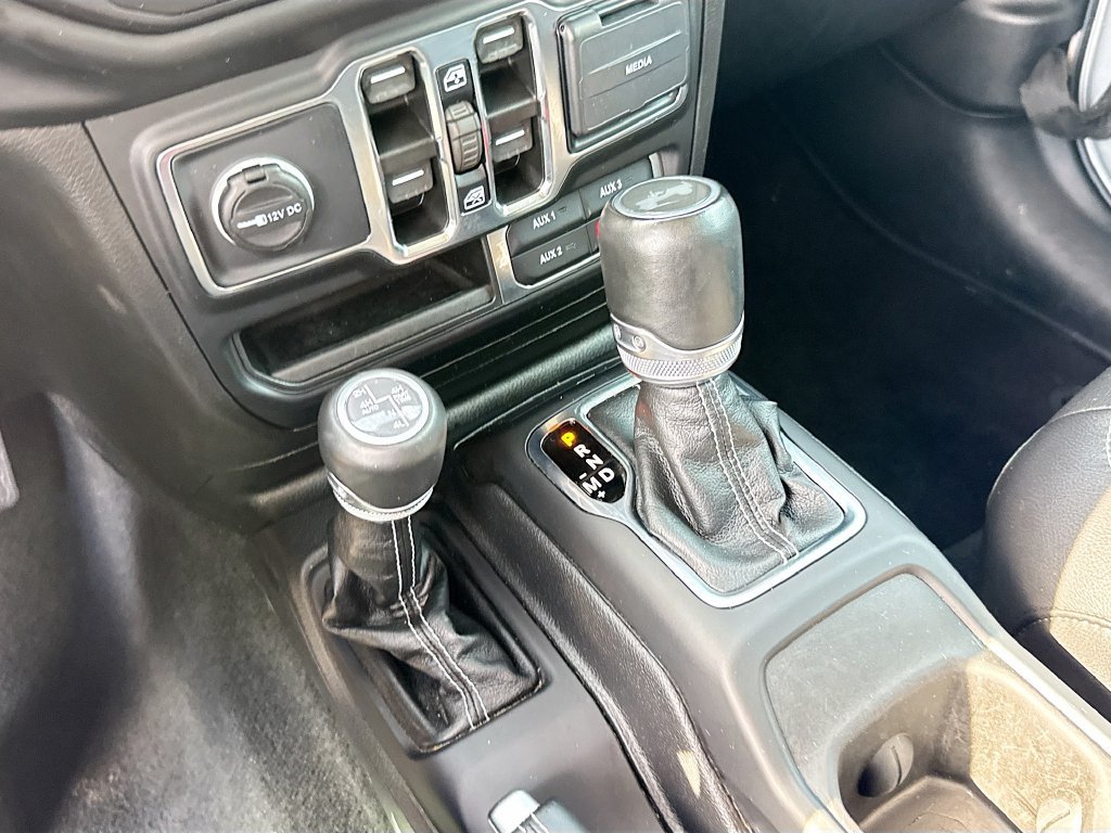 Certified 2023 Jeep Wrangler Unlimited Sahara AWD/4WD image 18