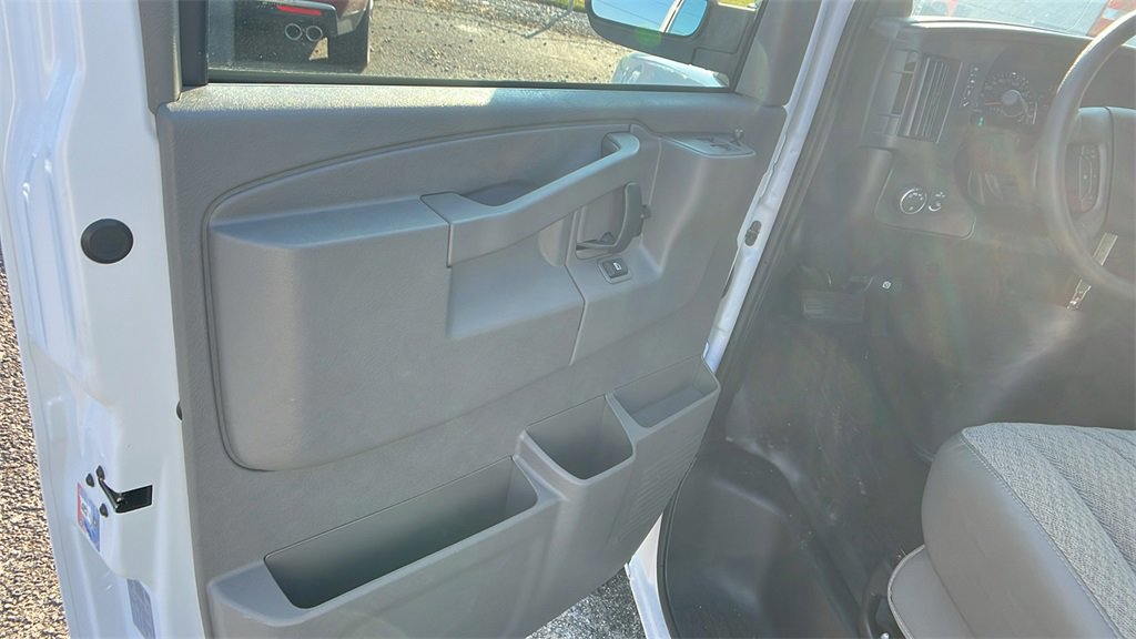 New 2025 Chevrolet Express 2500 w/ Communications Package image 13