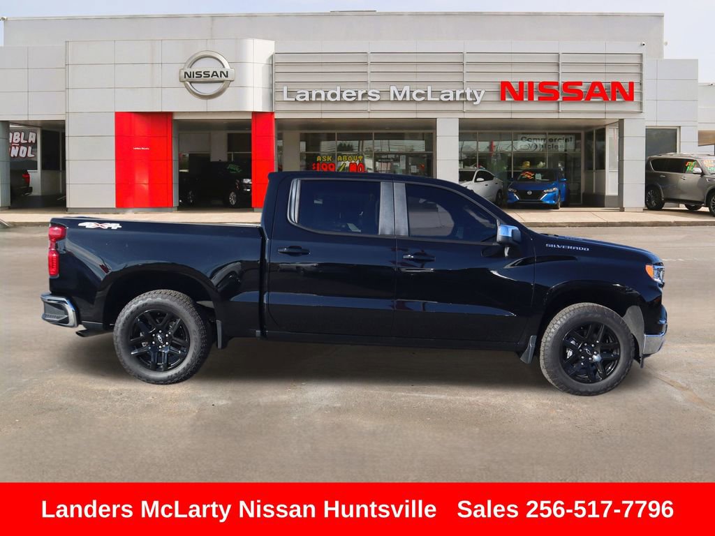 Used 2023 Chevrolet Silverado 1500 LT image 2