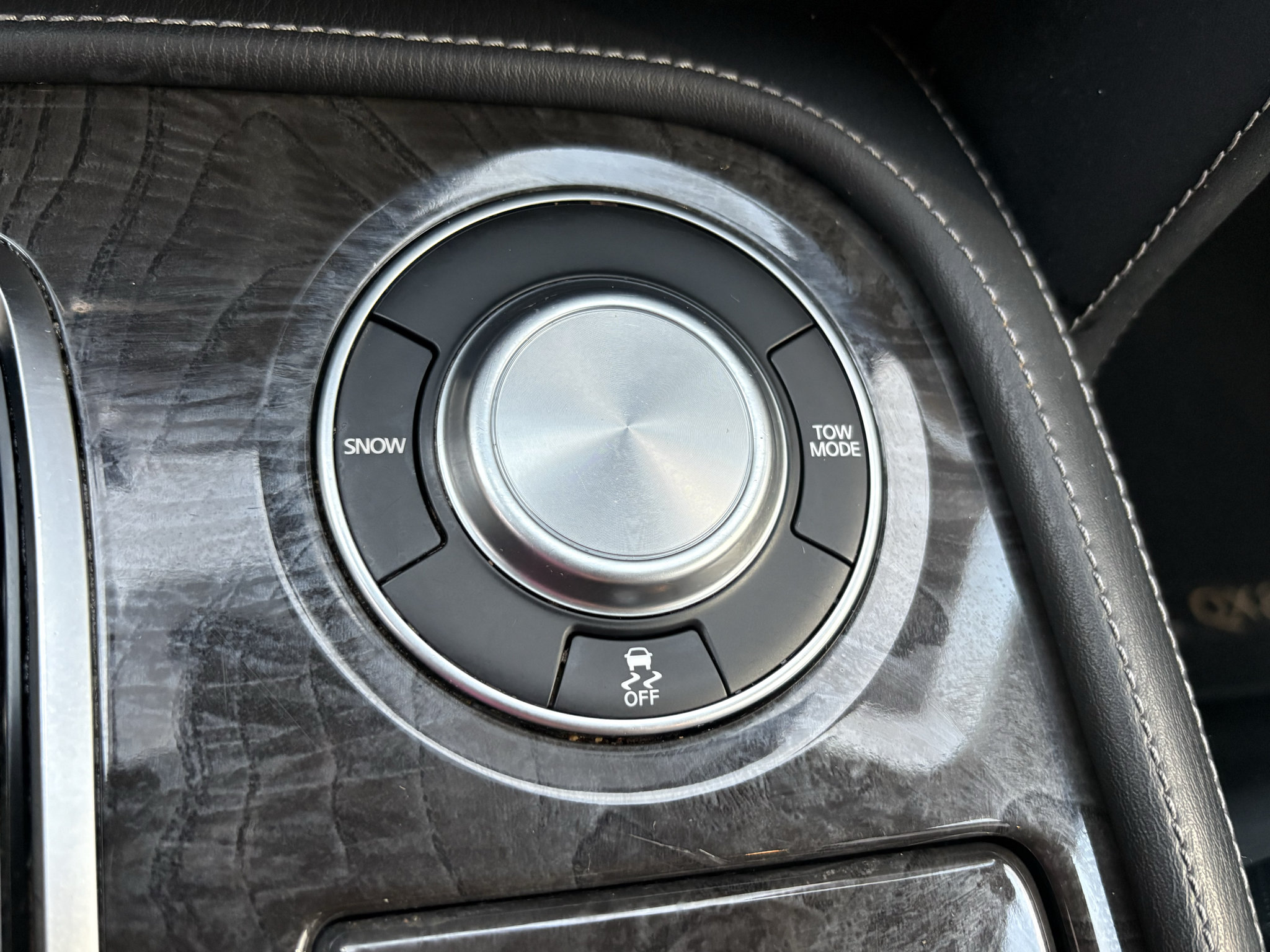 Used 2022 INFINITI QX80 Luxe RWD image 23