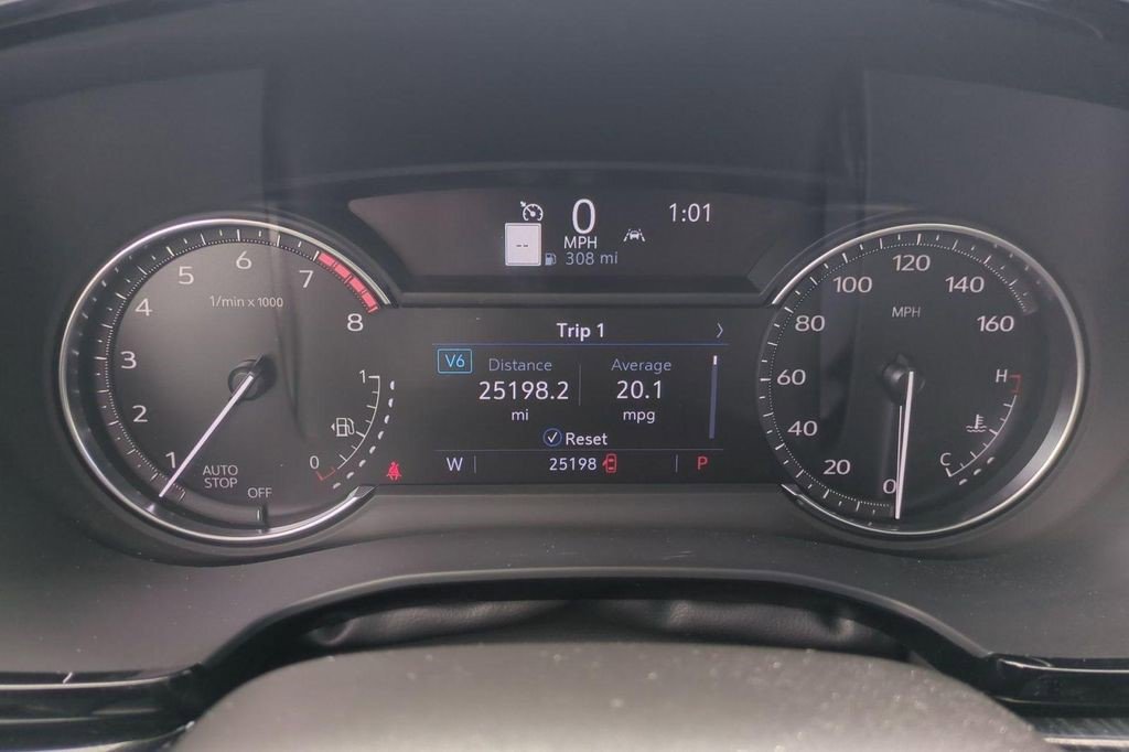 Certified 2023 Cadillac XT6 Premium Luxury FWD image 10