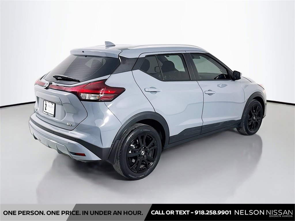 Used 2021 Nissan Kicks SV image 5