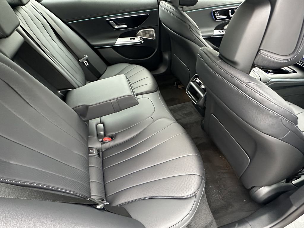 New 2026 Mercedes-Benz E 450 4MATIC Sedan image 18