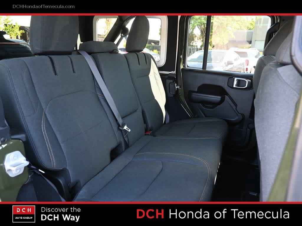 Used 2024 Jeep Wrangler Unlimited AWD/4WD image 20