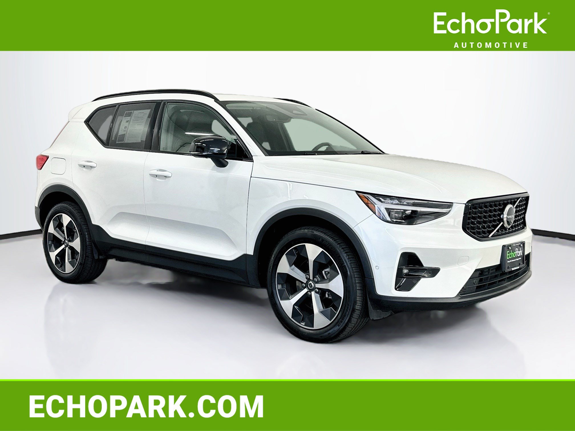 Used 2026 Volvo XC40 B5 Plus